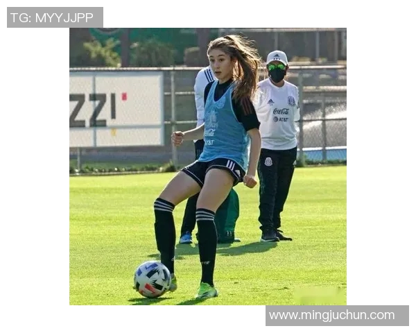 切尔西女足迎战热刺女足激烈对决引发球迷热情期待 切尔西女足迎战热刺女足激烈对决引发球迷热情期待