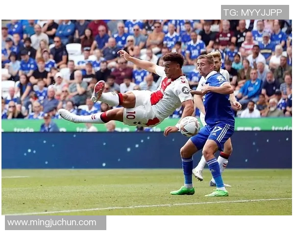 切尔西迎战谢菲尔联全力争胜力图重返英超前列