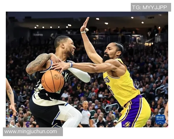 2012年NBA经典对决回顾:雄鹿与湖人的精彩较量与赛季影响分析 2012年NBA经典对决回顾:雄鹿与湖人的精彩较量与赛季影响分析