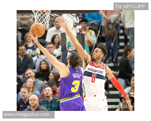 2019年火箭队与爵士队精彩对决图文直播全程回顾与分析