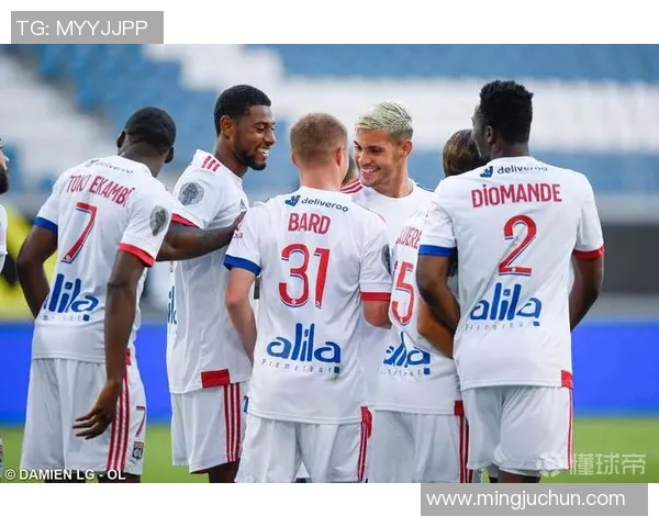 卡昂与里昂激战正酣体育直播精彩瞬间全程回顾