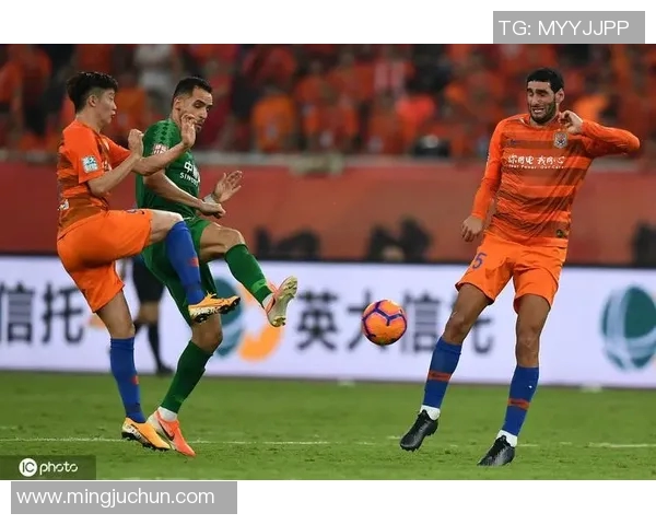 国安与鲁能激战11月30日争夺胜利之巅球迷期待精彩对决