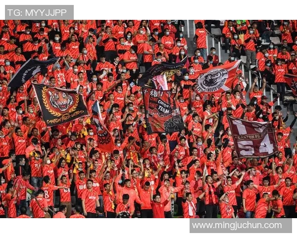 广州恒大淘宝迎战辽宁队全力争胜力争中超联赛冠军荣耀