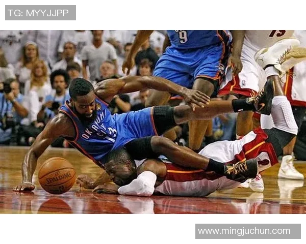 汉密尔顿与圣约翰的精彩对决揭示篮球战术与团队合作的完美结合